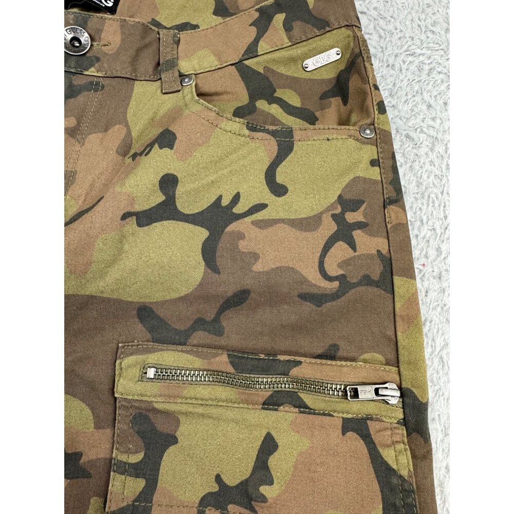GBG Los Angeles Mens Camo Cargo Shorts Size 32 With Zipper Pockets - PreOwned - Picture 3 of 14